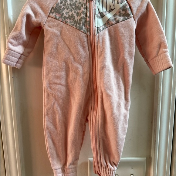 Nike Sweatshirt Hooded Romper - Picture 12 of 12